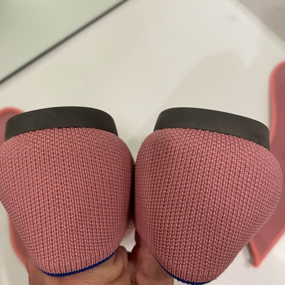 Pink Rothy’s size 7 - Picture 6 of 9